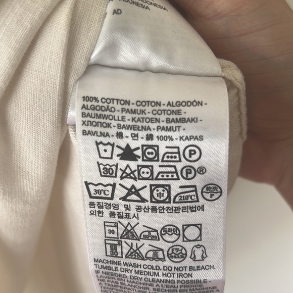 Levi’s button down - Picture 4 of 5